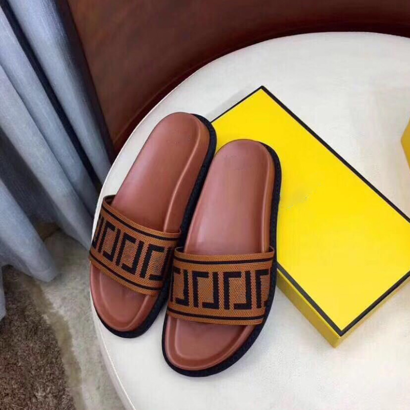 2021 Top quality Brown FF Pool Slide Sandals for women slippers flat Slip On shoes flats sandal luxury designers slides high band slipper, 01
2021 Top quality Brown FF Pool Slide Sandals for women slippers flat Slip On shoes flats sandal luxury designers slides high band slipper, 01