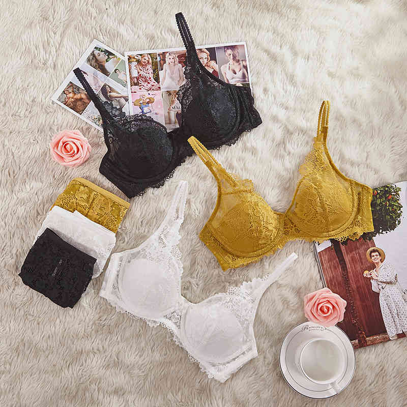 bras sets flower lace big chest shows small anti bump thin bra suit gathers comfortable underwear, Red;black
bras sets flower lace big chest shows small anti bump thin bra suit gathers comfortable underwear, Red;black
