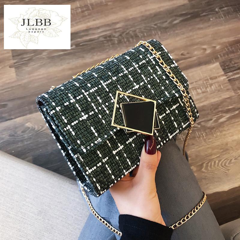 Evening Bags SWDF 2021 Worean Shoulder Bag Luxury Handbags Women Designer Version Wild Girls Small Square Messenger Bolsa Feminina
Evening Bags SWDF 2021 Worean Shoulder Bag Luxury Handbags Women Designer Version Wild Girls Small Square Messenger Bolsa Feminina