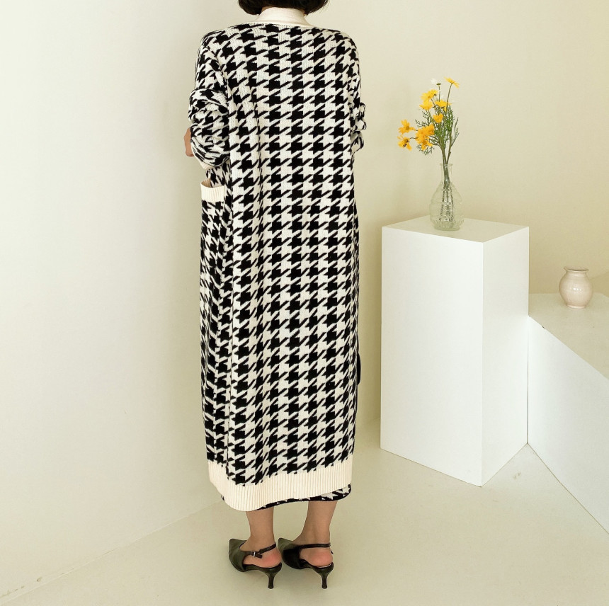 Autumn Winter Two Piece Set Women Chic Houndstooth Knitted Cardigans V-Veck Single-breasted Long Coat + Lace-up Vest Dresses 210519