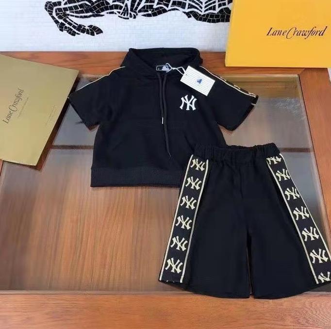 Girls Boy Coat NEW Clothing Sets spring clothes female baby fashion tooling jacket + pants two-piece suit A339, White
Girls Boy Coat NEW Clothing Sets spring clothes female baby fashion tooling jacket + pants two-piece suit A339, White