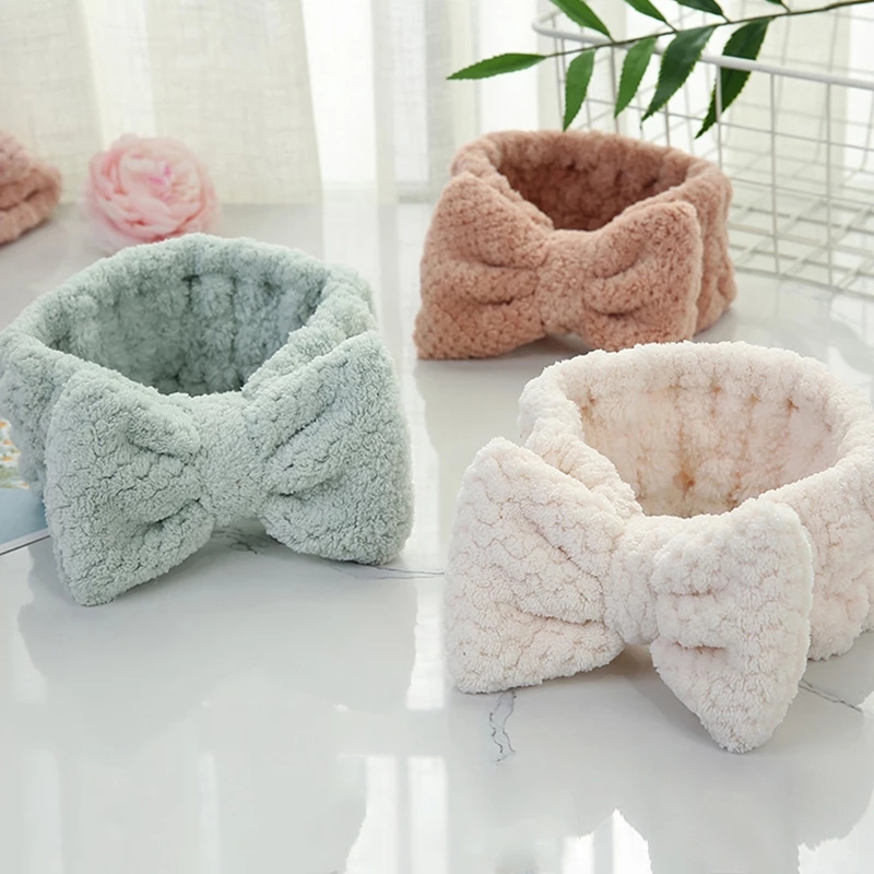 Winter Spa Bath Shower Makeup Bow Headband Coral Fleece Wash Face Cosmetic Elatic Hair Band Cute Head Hoop For Hair Accessories
Winter Spa Bath Shower Makeup Bow Headband Coral Fleece Wash Face Cosmetic Elatic Hair Band Cute Head Hoop For Hair Accessories