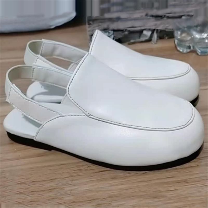 Arrival Kids Slippers White Spring Summer Gold Quality Leather For Boys Girls Handmade Rubber Sole Size 21-35 210607
Arrival Kids Slippers White Spring Summer Gold Quality Leather For Boys Girls Handmade Rubber Sole Size 21-35 210607
