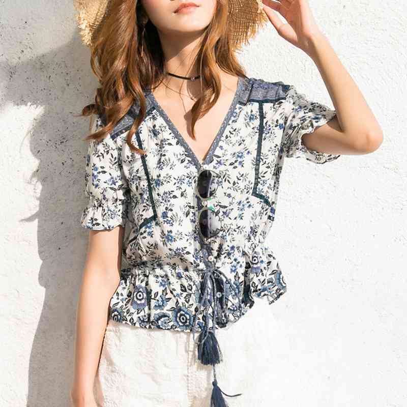 Summer Elegant V-neck Bandage Print Blouses Women Fashion Drawstring Design Shirts Holiday Loose Beach Style Vestidos 210525, Blue shirts
Summer Elegant V-neck Bandage Print Blouses Women Fashion Drawstring Design Shirts Holiday Loose Beach Style Vestidos 210525, Blue shirts