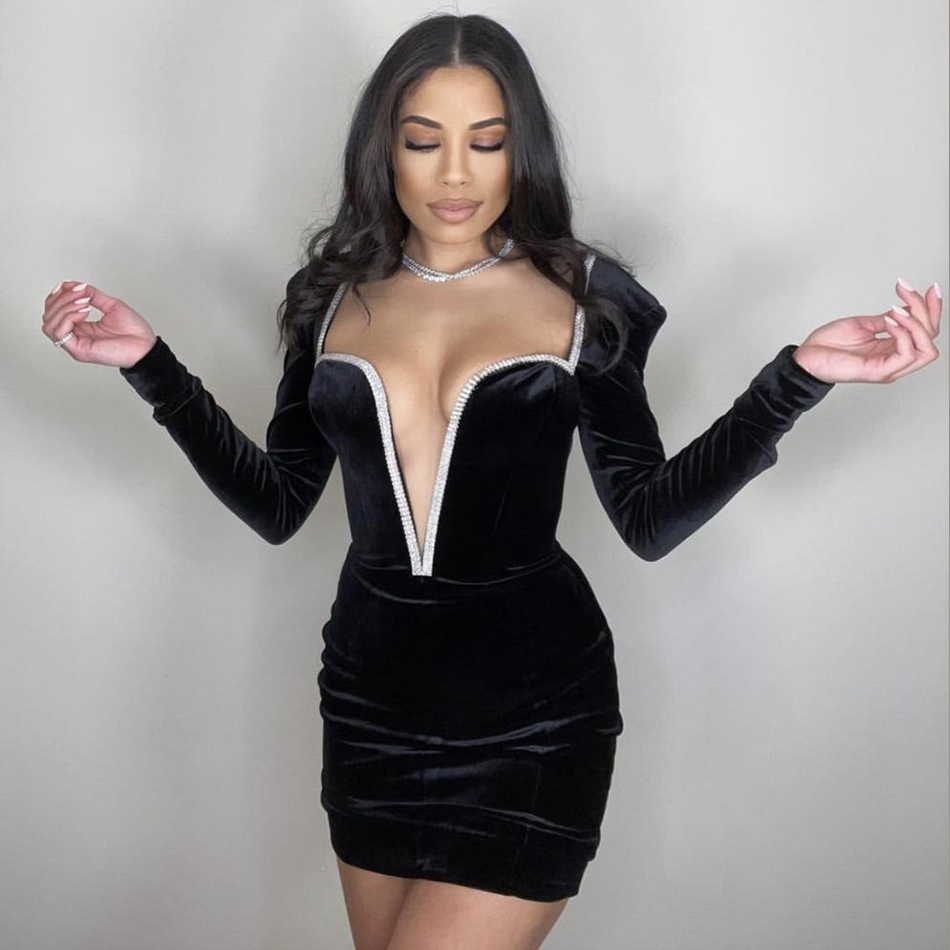 Free Chic Diamond-Edged Deep V Neck Dress Black Women Sexy Velvet Bodycon Club Evening Party Vestidos 210524