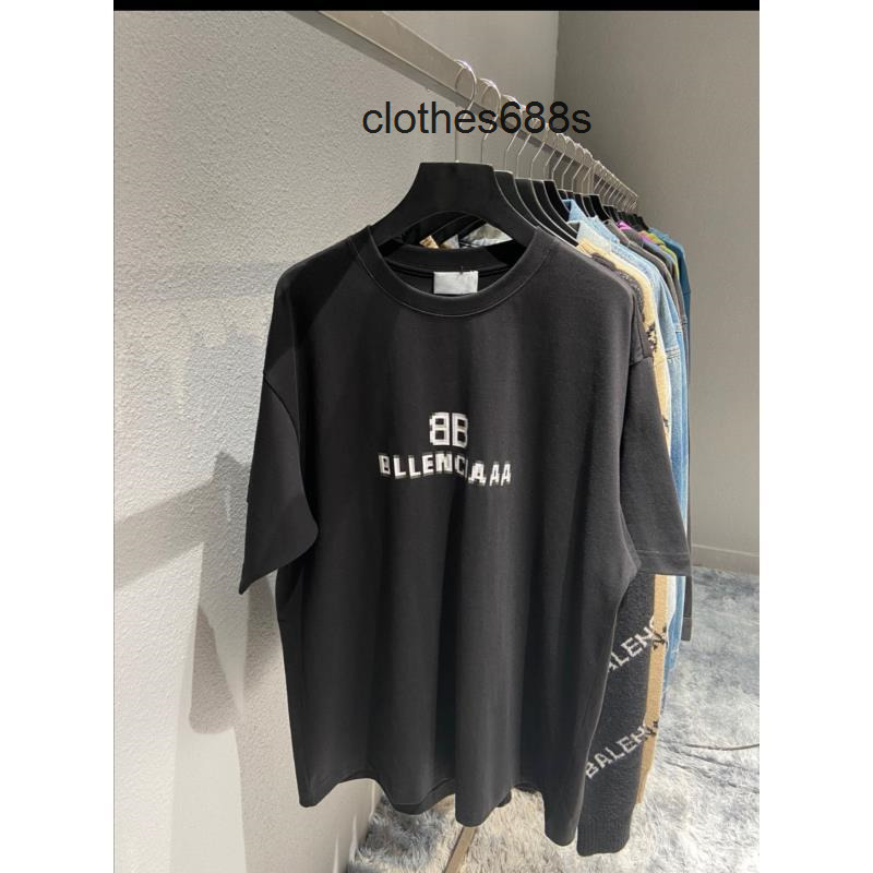 Fashion Sweatshirts designer T-shirts balencaigas's men's sweaters Hoodie Correct high version 22 ss phantom mosaic fuzzy letter Unisex B family short sleeve T-shirt, White
Fashion Sweatshirts designer T-shirts balencaigas's men's sweaters Hoodie Correct high version 22 ss phantom mosaic fuzzy letter Unisex B family short sleeve T-shirt, White