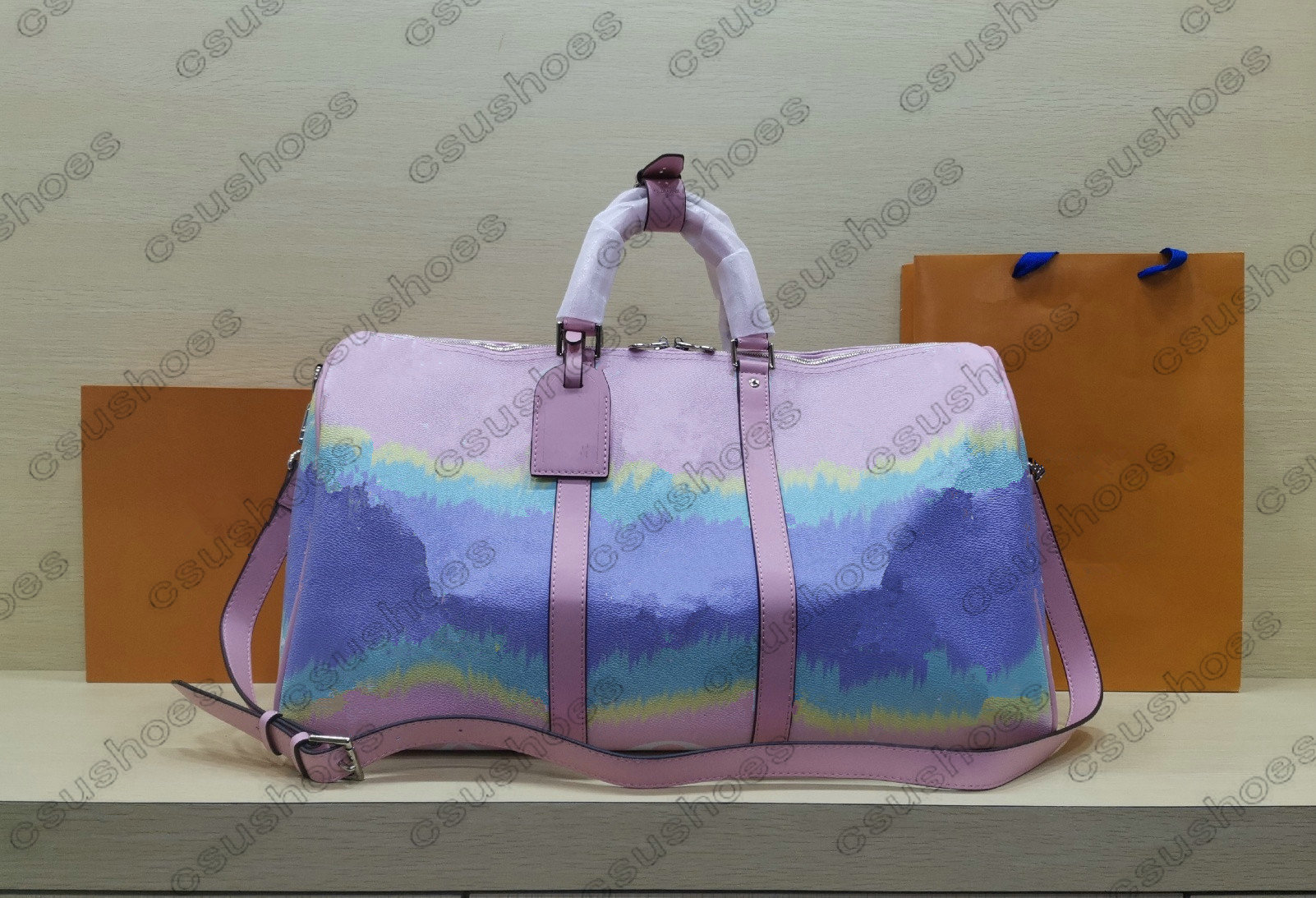 Keepall 50 Bandouliere Iconic Totes Luggages Tie dye Canvas Leather Designers Luxurys Crossbody Handle Travel Duffle Large Purse Boston M45146 M42428
Keepall 50 Bandouliere Iconic Totes Luggages Tie dye Canvas Leather Designers Luxurys Crossbody Handle Travel Duffle Large Purse Boston M45146 M42428
