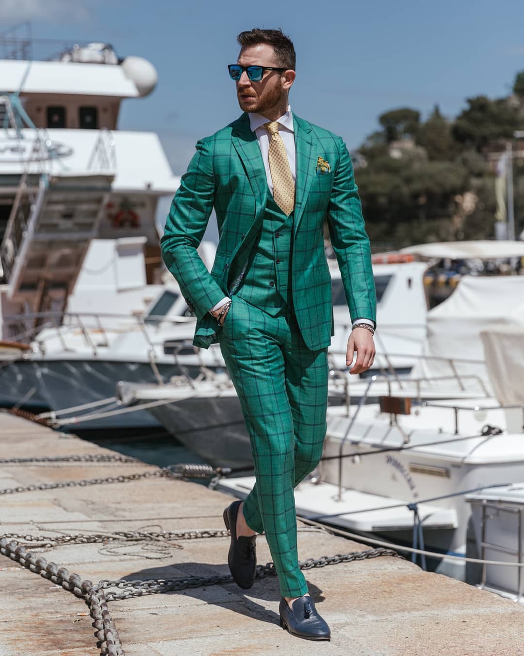 Green Plaid Groom Mens Tuxedos Slim Fit Peaked Lapel Business Wedding Blazer Suits Formal Prom Party Wear(Jacket+Vest+Pants)