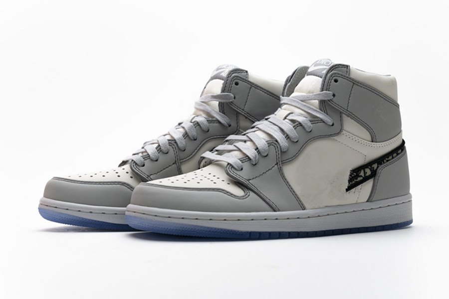 Authentic Jumpman 1 Retro High OG Basketball Shoes "Wolf Grey Sail"Outdoor SNKRS Sports With Original Box Fast Delivery
Authentic Jumpman 1 Retro High OG Basketball Shoes "Wolf Grey Sail"Outdoor SNKRS Sports With Original Box Fast Delivery