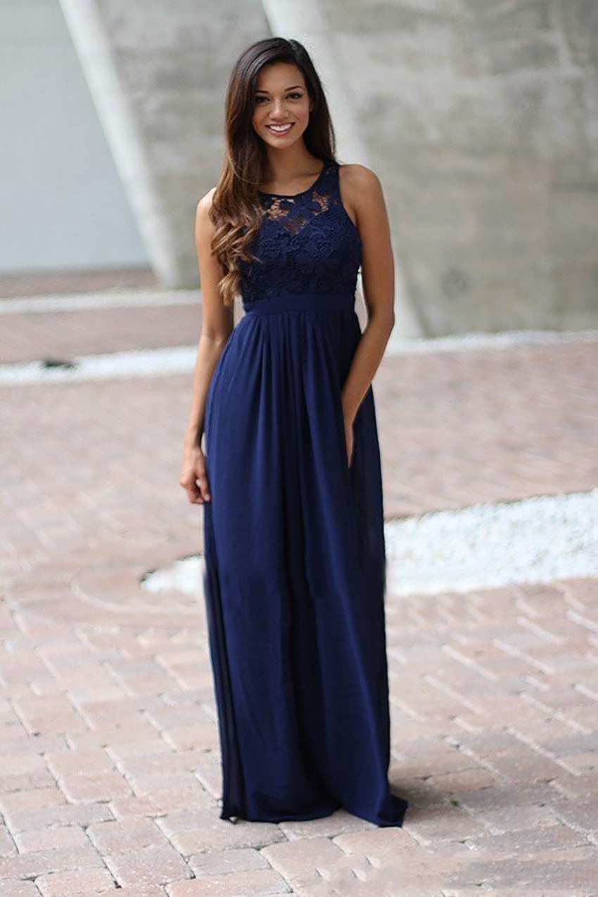 2021 Empire Country Navy Blue Bridesmaid Dresses Jewel Neck Lace Top Chiffon Illusion Backless Floor Length Long Wedding Guest Gowns Custom