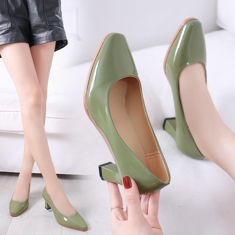 Dress Shoes Women's High Heels, Casual Green Commuter Pumps (Patent Leather, Solid Color, Square Toe), Beige
Dress Shoes Women's High Heels, Casual Green Commuter Pumps (Patent Leather, Solid Color, Square Toe), Beige