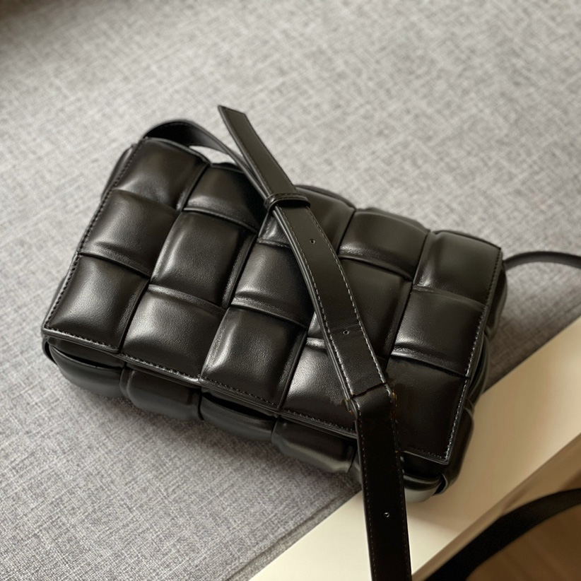 Luxury designer Handbag Leather Version Women Bages Crossbody Bag Shoulder Bags Handbag Weave Many Colors Designed For Young Girls, Black
Luxury designer Handbag Leather Version Women Bages Crossbody Bag Shoulder Bags Handbag Weave Many Colors Designed For Young Girls, Black