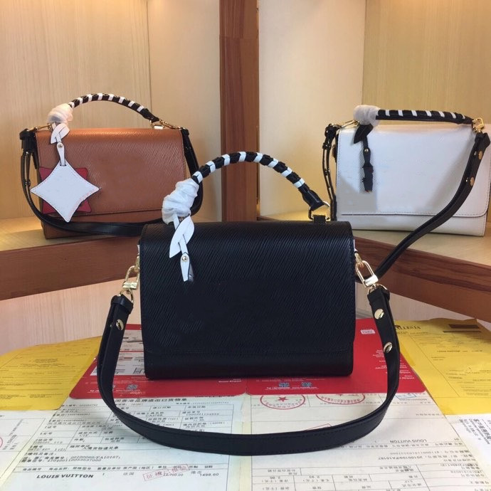 Dio Women Luxurys Designers Bags Shoulder Handbags Pochette Accessories Crossbody Wallet Purses Card Holder Messenger Purse Handbag 23-17-9.5cm, 01
Dio Women Luxurys Designers Bags Shoulder Handbags Pochette Accessories Crossbody Wallet Purses Card Holder Messenger Purse Handbag 23-17-9.5cm, 01