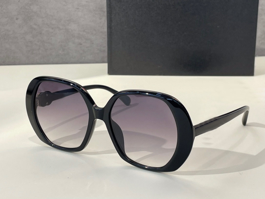 Mens Sunglasses for women 3418 men sun glasses womens fashion style protects eyes UV400 lens top quality with case
Mens Sunglasses for women 3418 men sun glasses womens fashion style protects eyes UV400 lens top quality with case
