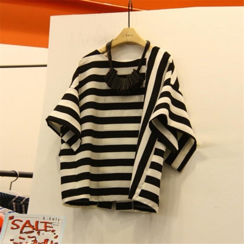 Spring Summer O Neck Striped Short-sleeved T-shirt Women Loose Casual Top 210615, Photo color
Spring Summer O Neck Striped Short-sleeved T-shirt Women Loose Casual Top 210615, Photo color