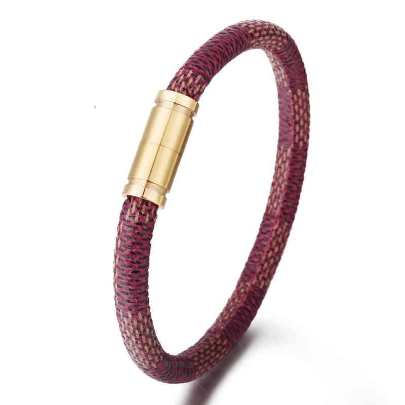 Bangle Charm Bracelets 2021 Fashion Cowhide Stripe Bracelet Bracelet, Male and Female Couple Stainless Steel Magnetic Buckle Jewelry
