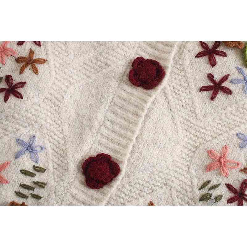 Winter French 3D Crochet Flowers Knitted Cardigan Kawaii Retro Sweater Coat Center Buttons Woman Long sleeve Short Jumper 210429