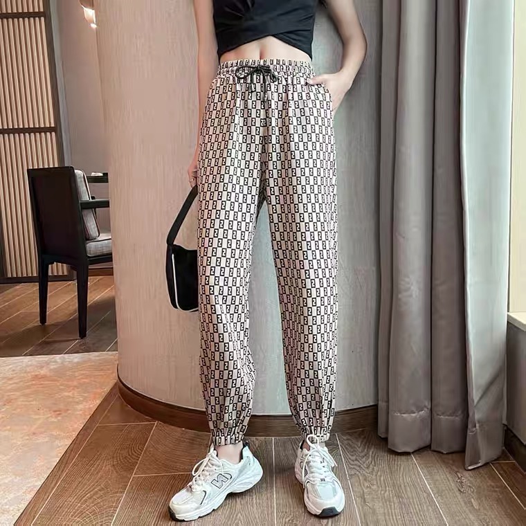 2020Ss Fashion Pari… - image