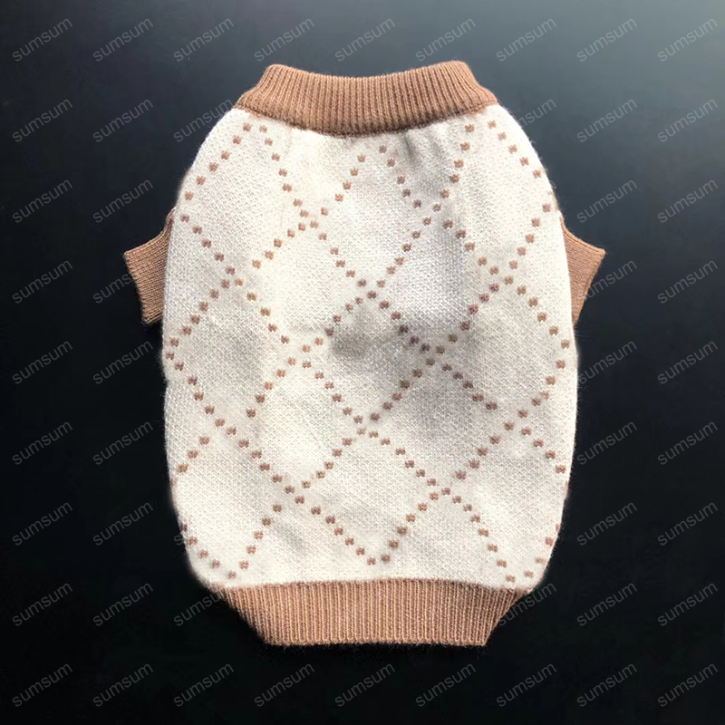Fasion Unisex Dog Clothes Cat Vest Sweater Designers Letter Sweater Pet Supply Clothing For Puppy G Cotton T Shirts D2202143Z, G letter
Fasion Unisex Dog Clothes Cat Vest Sweater Designers Letter Sweater Pet Supply Clothing For Puppy G Cotton T Shirts D2202143Z, G letter