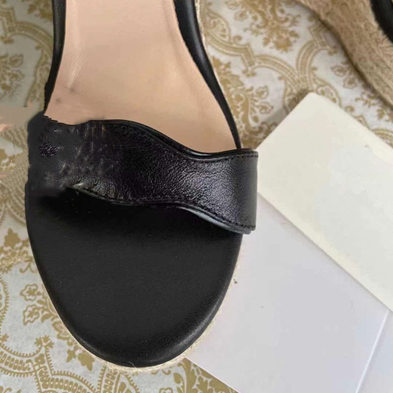 2021 latest slope with sandals woven water table waterproof beautiful and generous elegant temperament heel 35-41, Blue
2021 latest slope with sandals woven water table waterproof beautiful and generous elegant temperament heel 35-41, Blue