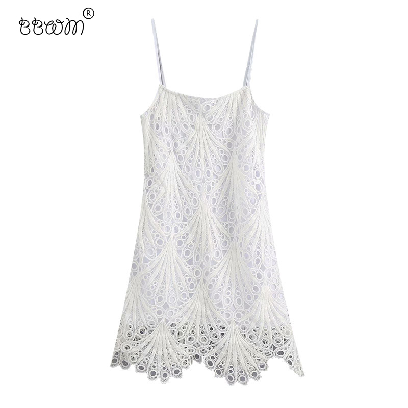 Women Sexy Fashion Patchwork Lace Hollow Out Mini Dress Vintage Backless With Lining Straps Dresses Ladies Chic Vestidos 210520, As picture
Women Sexy Fashion Patchwork Lace Hollow Out Mini Dress Vintage Backless With Lining Straps Dresses Ladies Chic Vestidos 210520, As picture