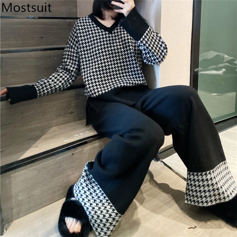 Houndstooth Knitted Women Two Piece Set Spring V-neck Sweater + Wide Leg Pants Outfits Fashion Elegant Vintage Female 210518, Black
Houndstooth Knitted Women Two Piece Set Spring V-neck Sweater + Wide Leg Pants Outfits Fashion Elegant Vintage Female 210518, Black