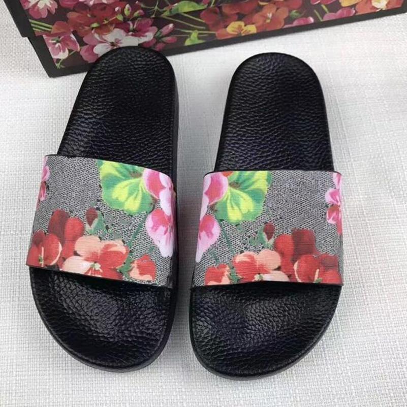 Shoes 2021SS Flower Designer Rubber Sandal Womens Blooms Green Red White Luxury Summer Beach Flip Flops Slide, #7
Shoes 2021SS Flower Designer Rubber Sandal Womens Blooms Green Red White Luxury Summer Beach Flip Flops Slide, #7