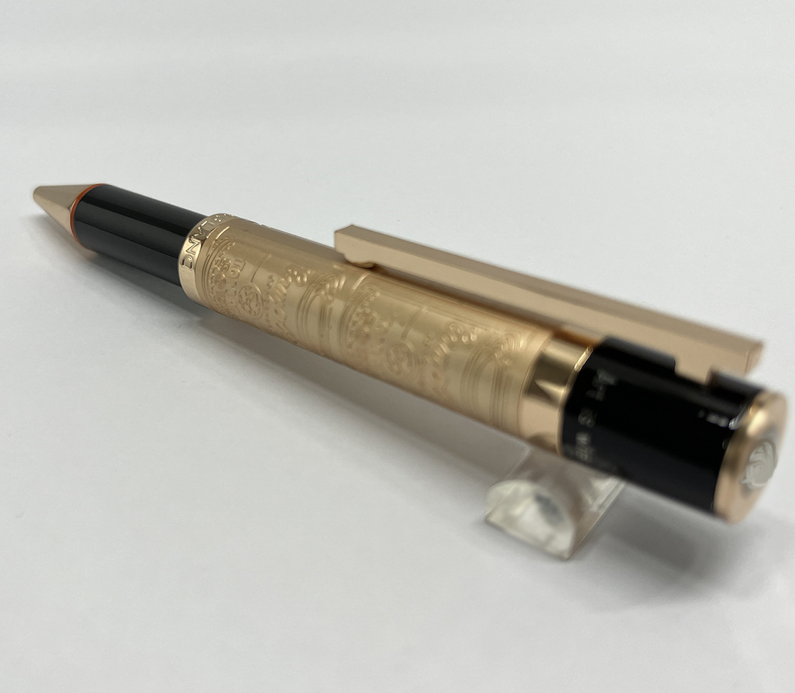 YAMALANG Limited Special Andy Warhol Pens Metal Reliefs Barrel Ballpoint pen Stationery office school supplies High quality Writing options-pens
YAMALANG Limited Special Andy Warhol Pens Metal Reliefs Barrel Ballpoint pen Stationery office school supplies High quality Writing options-pens