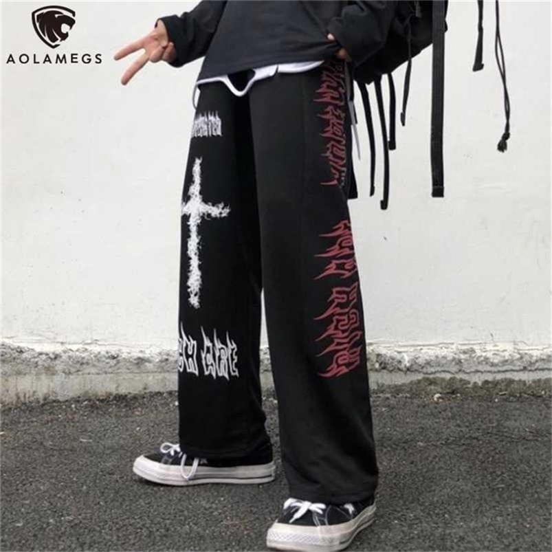 Aolamegs Gothic Pants Men Japanese Casual Sweatpants Graffiti Anime Punk Hippie Wide Leg Trouser Harajuku High Street Streetwear 211110
Aolamegs Gothic Pants Men Japanese Casual Sweatpants Graffiti Anime Punk Hippie Wide Leg Trouser Harajuku High Street Streetwear 211110