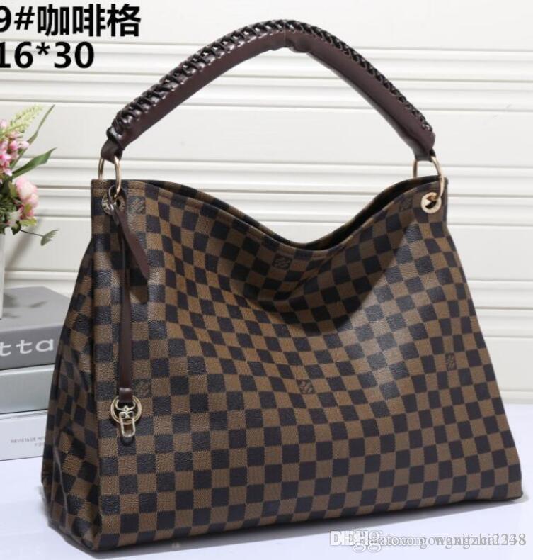 Clutch Tote LVLOUISVITTON bagVUTTON women shopping large capacity pu leather Messenger Bag handbags tote Artsy wholes
Clutch Tote LVLOUISVITTON bagVUTTON women shopping large capacity pu leather Messenger Bag handbags tote Artsy wholes