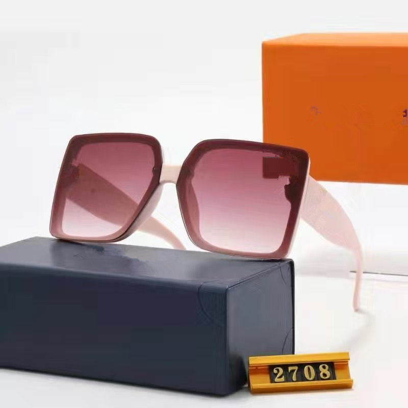 1 Wholesale Classic Brand Round Sunglasses Luxury Design UV400 Eyewear Bands Metal Gold Frame Designer Sun Glasses Men Women Mirror Sunglass, White;black
1 Wholesale Classic Brand Round Sunglasses Luxury Design UV400 Eyewear Bands Metal Gold Frame Designer Sun Glasses Men Women Mirror Sunglass, White;black