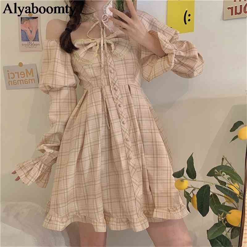 New Japanese Lolita Style Autumn Women Princess Dress Square Collar Plaid Bow Fairy Dress Puff Sleeve Cute Kawaii Ruffles Dress 210409