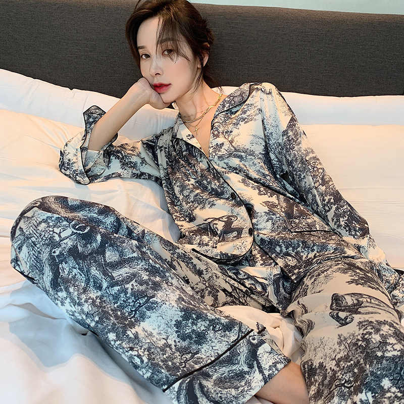 Thin Womens Sleepwear Pajamas Sets Long Sleeve Homewear Fashion Silk Satin Women Pyjamas Nightwear Birthday Gifts, Black
Thin Womens Sleepwear Pajamas Sets Long Sleeve Homewear Fashion Silk Satin Women Pyjamas Nightwear Birthday Gifts, Black