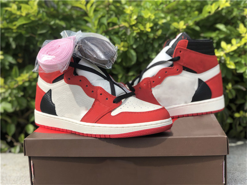 Top Quality Travis Scotts Fragment Jumpman Basketball Shoes 1 1s British Khaki Playstation High OG Cactus Jack Trainers Sneakers Chaussures With Box
Top Quality Travis Scotts Fragment Jumpman Basketball Shoes 1 1s British Khaki Playstation High OG Cactus Jack Trainers Sneakers Chaussures With Box