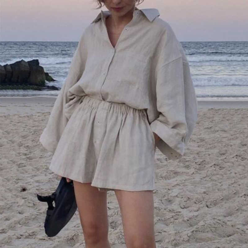 Women Two Piece Set Casual Long Sleeve Turn-down Collar Cotton Linen Loose Blouse Shirts And High Waist Shorts Retro Tracksuit Y0910, 03 white
Women Two Piece Set Casual Long Sleeve Turn-down Collar Cotton Linen Loose Blouse Shirts And High Waist Shorts Retro Tracksuit Y0910, 03 white
