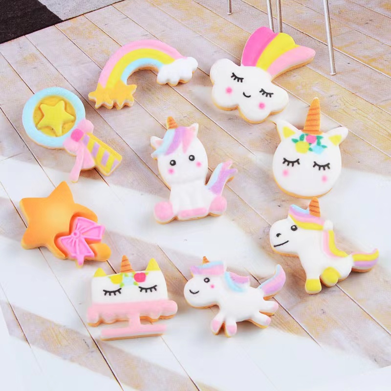 50Pcs/lots Cute Unicorn Components Crafts Rainbow Cartoon Flatback Planar Resin Bow Materials DIY Arts Crafts Sticker Accessories Mixed