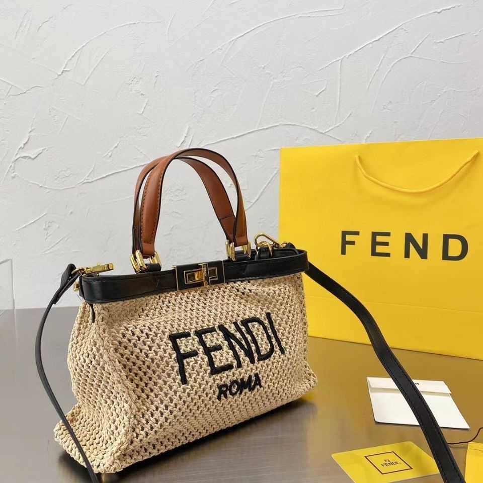 Handbag Women Luxurys Designers Bags 2021 High Quality Crossbody Bag Zhouzhoubao123 Purse Wallet designer handbags style in woven shopping f, Red
Handbag Women Luxurys Designers Bags 2021 High Quality Crossbody Bag Zhouzhoubao123 Purse Wallet designer handbags style in woven shopping f, Red