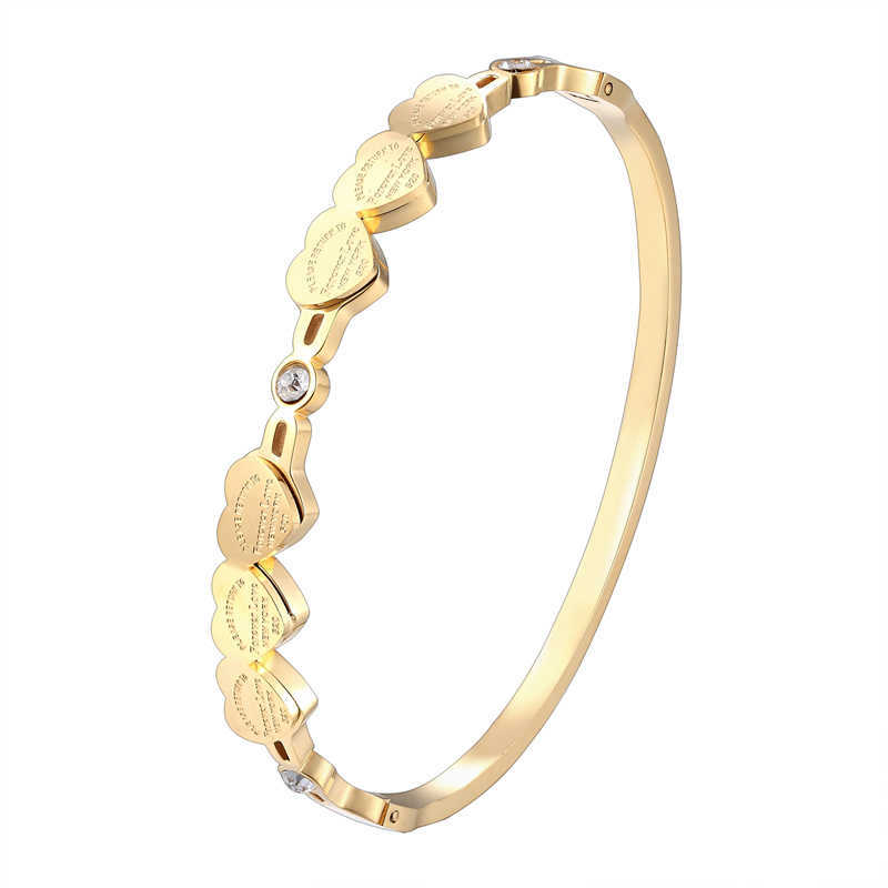 Beautiful Crystal and 6 Forever Love Small Peach Heart Bracelets & Bangle Stainless Steel Brand Jewelry Woman Bangle Wholesale Q0722
Beautiful Crystal and 6 Forever Love Small Peach Heart Bracelets & Bangle Stainless Steel Brand Jewelry Woman Bangle Wholesale Q0722
