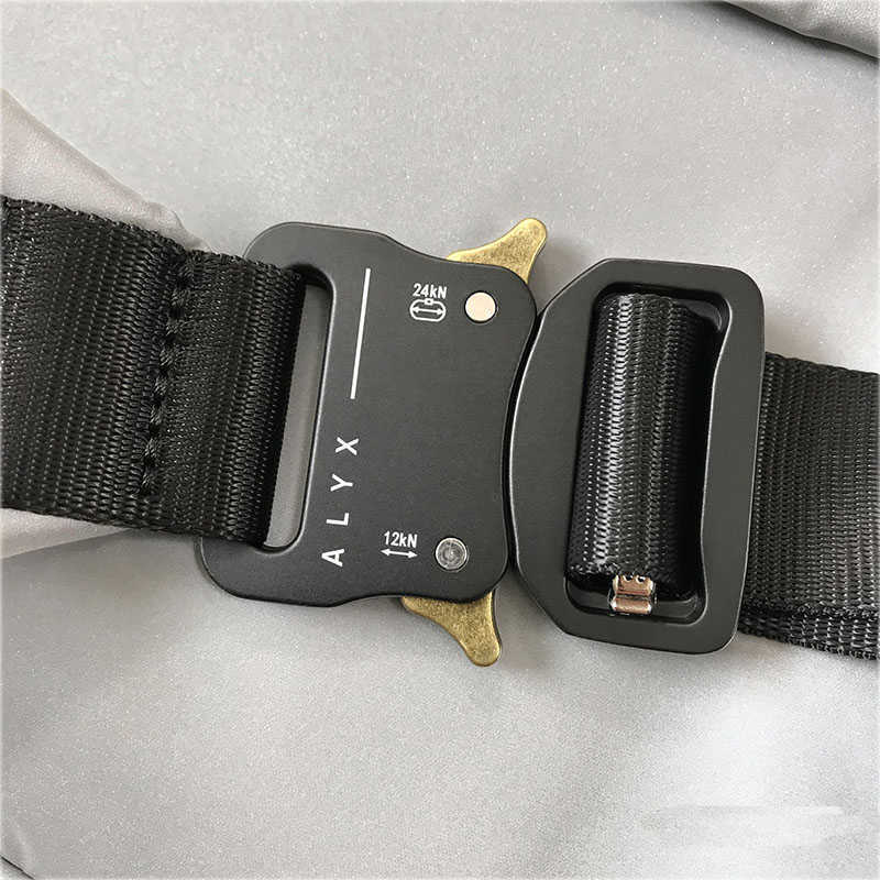 Hip Hop Alyx Backpack Men Women Casual Streetwear High Quality Alyx Crossbody Bag Metal Buckle Multifunctional Tactical Alyx Bag Q0622