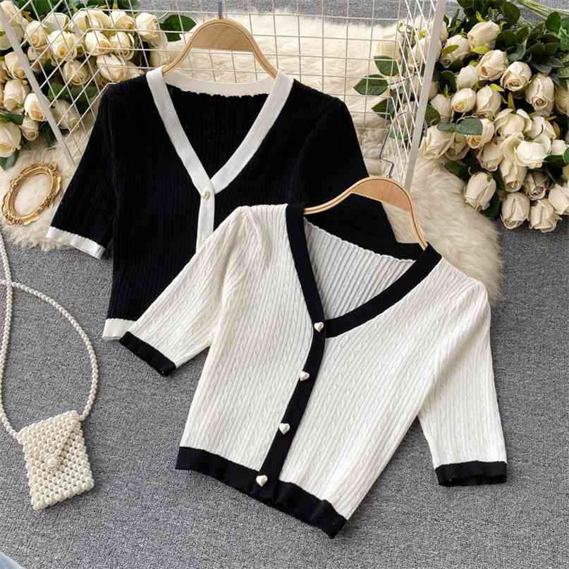Summer Chic Short Sleeve Knit Top Fashion Women Black White Vintage Style Ribbed Slim Stretch Cropped Tee Shirts Female 210603
Summer Chic Short Sleeve Knit Top Fashion Women Black White Vintage Style Ribbed Slim Stretch Cropped Tee Shirts Female 210603