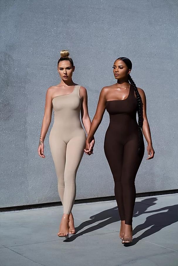 sleeveless brown party slim women jumpsuits tight bodycon long ladies high street clothes, Black;white
sleeveless brown party slim women jumpsuits tight bodycon long ladies high street clothes, Black;white