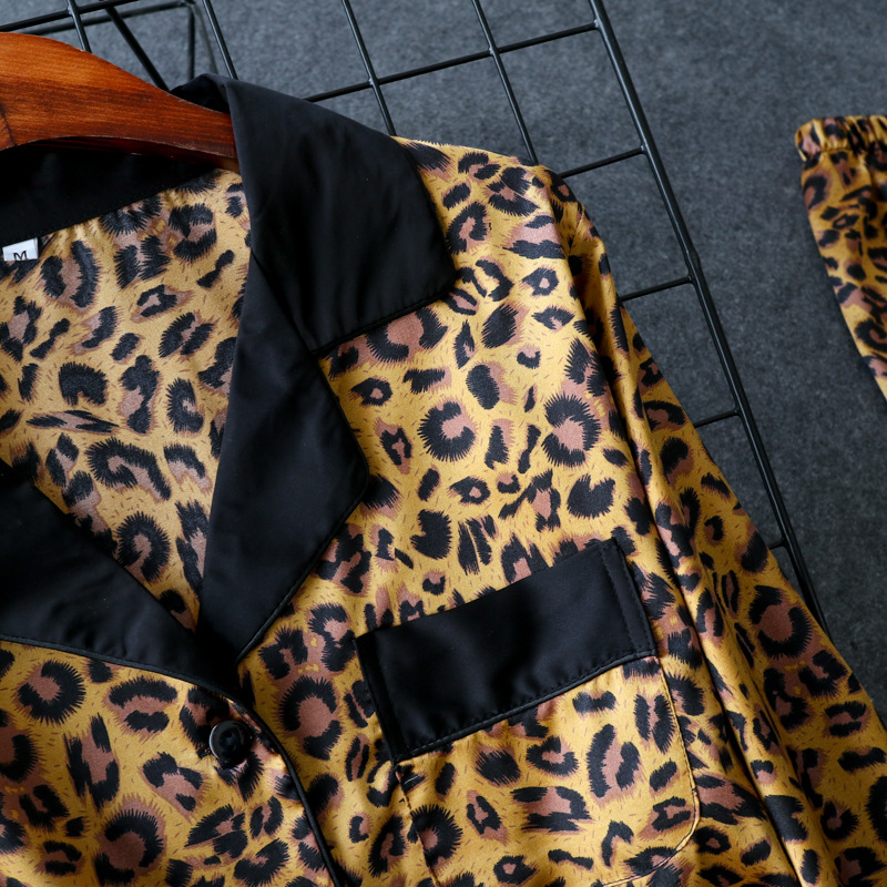 2021leopard pyjamas women stripe satin pajamas sets 2021 new spring long sleeve 2 pcs suit casual silk home clothing sleepwear, Black;red
2021leopard pyjamas women stripe satin pajamas sets 2021 new spring long sleeve 2 pcs suit casual silk home clothing sleepwear, Black;red