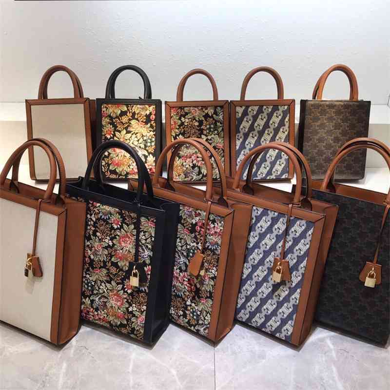 Women Luxurys Designers Bags 2021 Zhonggu small shopping Arc de embroidery Designer Handbag Handbags Totes Crossbody Bag
Women Luxurys Designers Bags 2021 Zhonggu small shopping Arc de embroidery Designer Handbag Handbags Totes Crossbody Bag