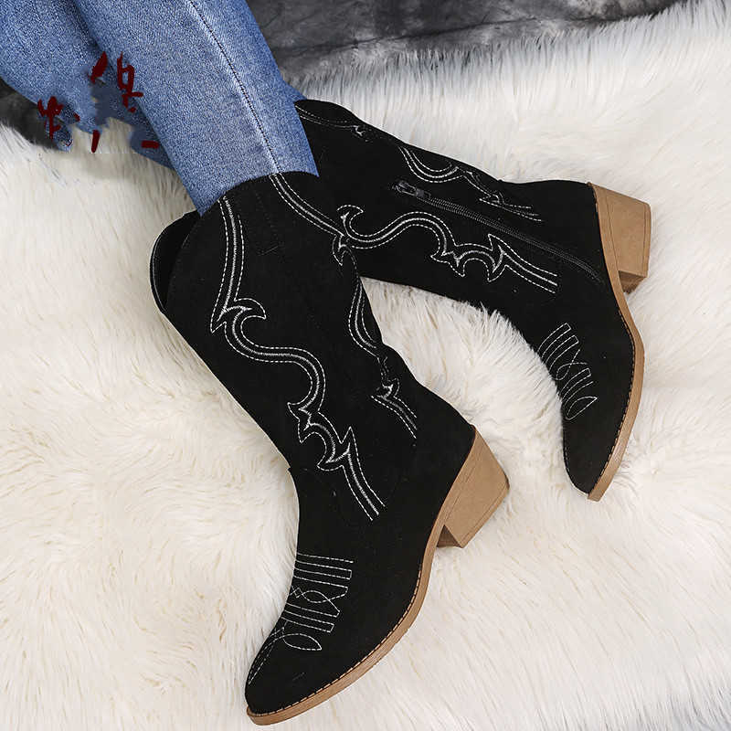 Flat Platform Cowboy Boots Women Shoes Autumn Winter Fur Leather Boots Fashion Round Toe High heels Ladies Shoes Y0914