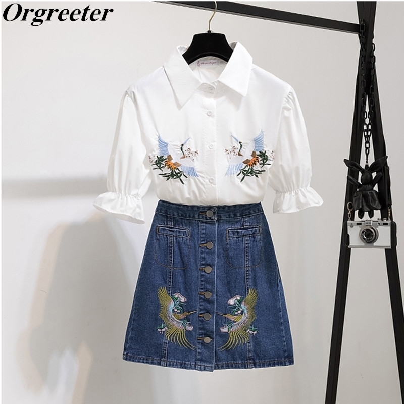 Exquisite Embroidery Two piece set Female Summer Puff sleeve Lapel Shirt With Single-breasted A-line Denim Skirts Suits 210525, Only white shirt
Exquisite Embroidery Two piece set Female Summer Puff sleeve Lapel Shirt With Single-breasted A-line Denim Skirts Suits 210525, Only white shirt