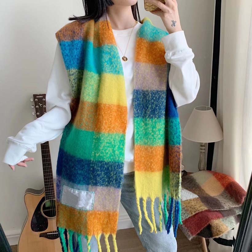 Designer Scarf Womens Luxury Scarves Autumn and Winter Warm Outdoor Fashion rainbow Plaid Scarfs 8 Colors Top Quality
Designer Scarf Womens Luxury Scarves Autumn and Winter Warm Outdoor Fashion rainbow Plaid Scarfs 8 Colors Top Quality