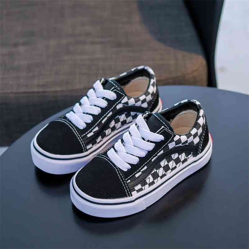 New Autumn Canvas Plaid Sneakers Children Classical Board Big Kid Sport Shoe School for Teen Girls Skate Shoes 210329, Black
New Autumn Canvas Plaid Sneakers Children Classical Board Big Kid Sport Shoe School for Teen Girls Skate Shoes 210329, Black