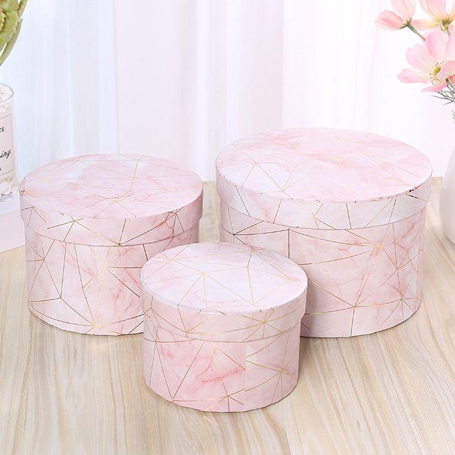 Round Flower Boxes With Lid Florist Paper Packaging Bucket Party Wedding Gift Box Home Candy Chocolate Gifts Storage Wrap
Round Flower Boxes With Lid Florist Paper Packaging Bucket Party Wedding Gift Box Home Candy Chocolate Gifts Storage Wrap