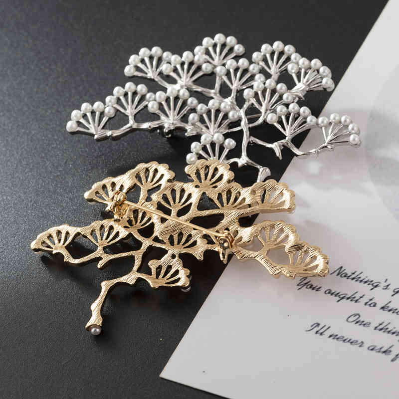 Brooch Full Pearl Ancient Pine Alloy Women's Flower Exquisite