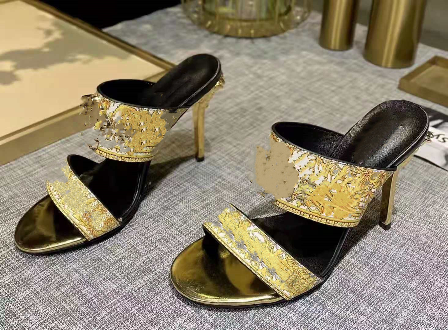 2021 sandal The latest fashion goddess slope heel sandals high quality comfortable feet beautiful elegant temperament you are worth havin 34-42, Black
2021 sandal The latest fashion goddess slope heel sandals high quality comfortable feet beautiful elegant temperament you are worth havin 34-42, Black